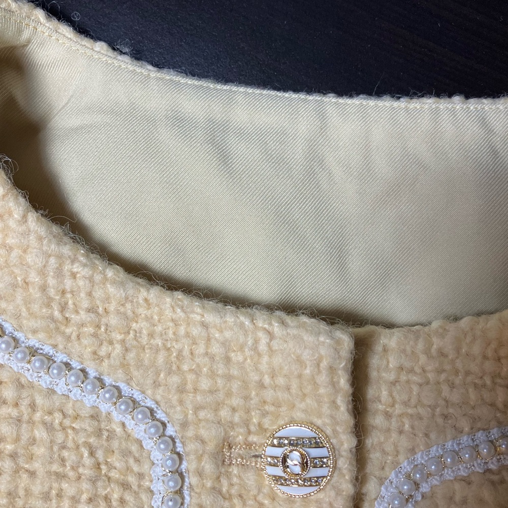 NWOT Wool tweed lady jacket light yellow - Picture 12 of 13